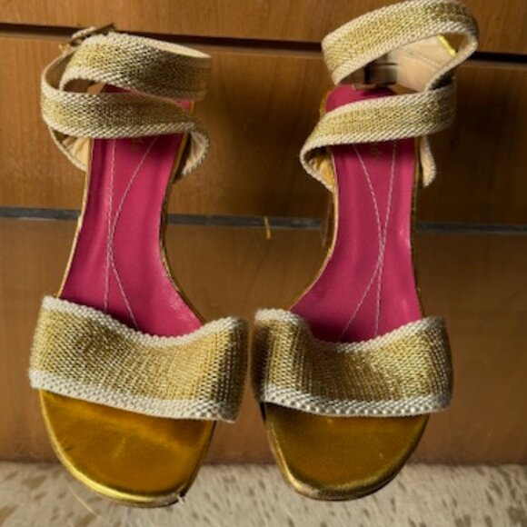 Pre-Loved Kate Spade Gold Canvas High Heeled Sandals - Size 7 - Picture 1 of 9